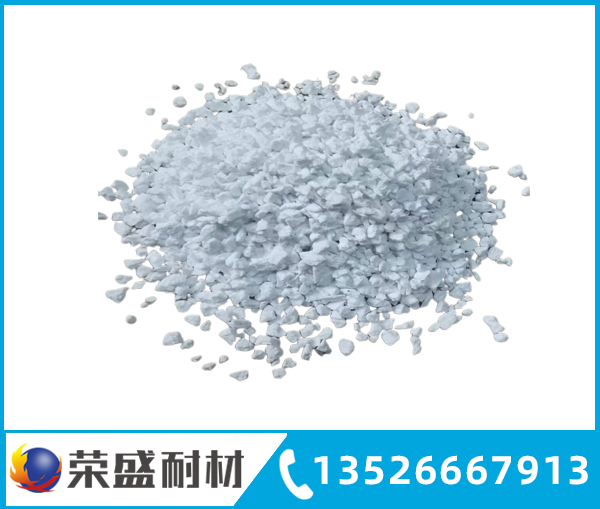 高溫高強輕質超微孔骨